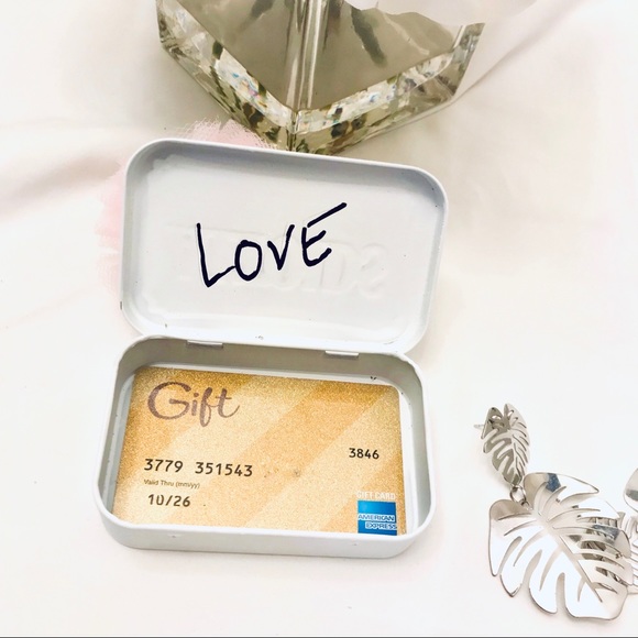 Customizable Bridesmaids' Gift or Jewelry Holder - Picture 7 of 8